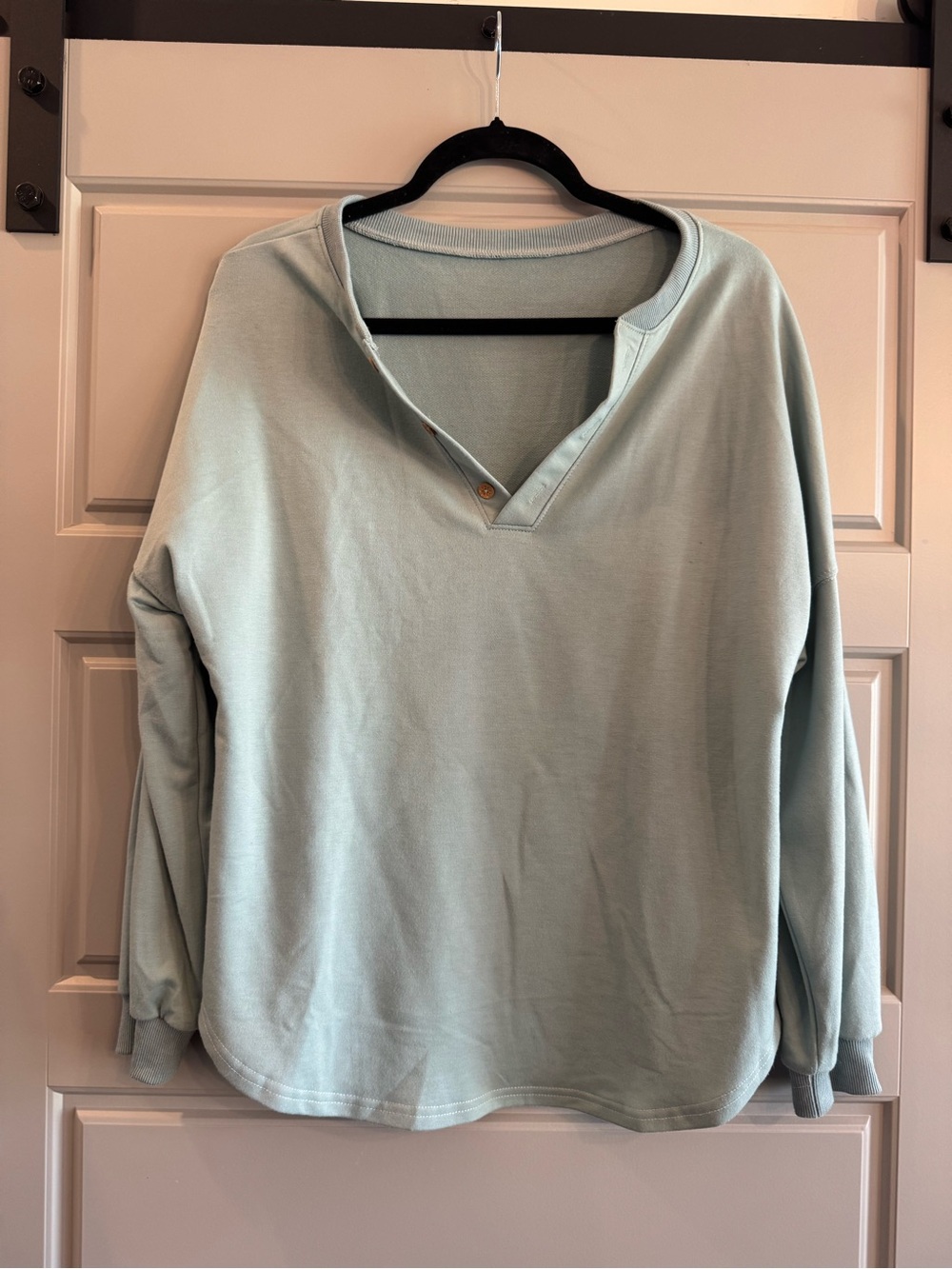 Women’s Lightweight Pullover Sweatshirt - Mint